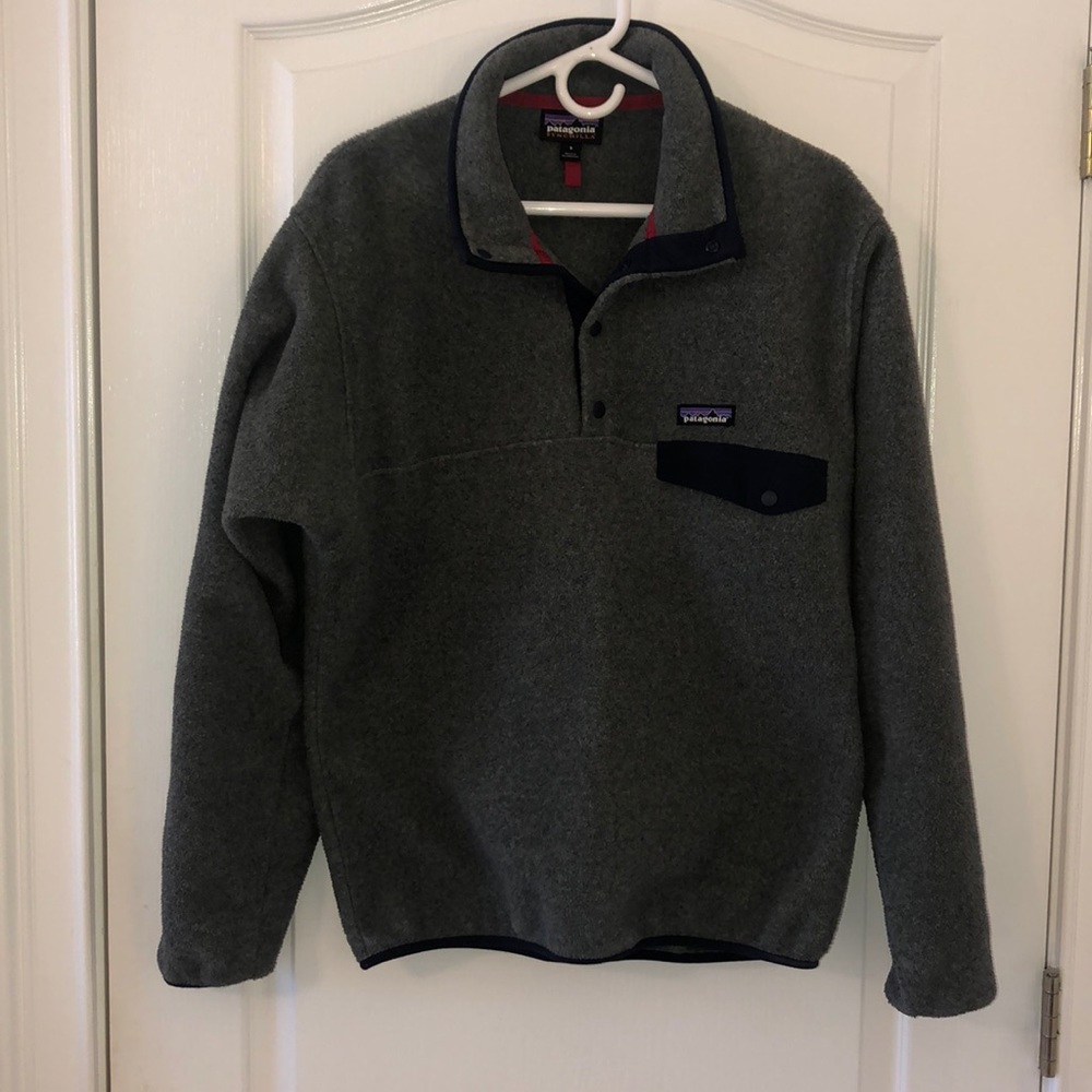 like new unisex Patagonia synchilla pullover